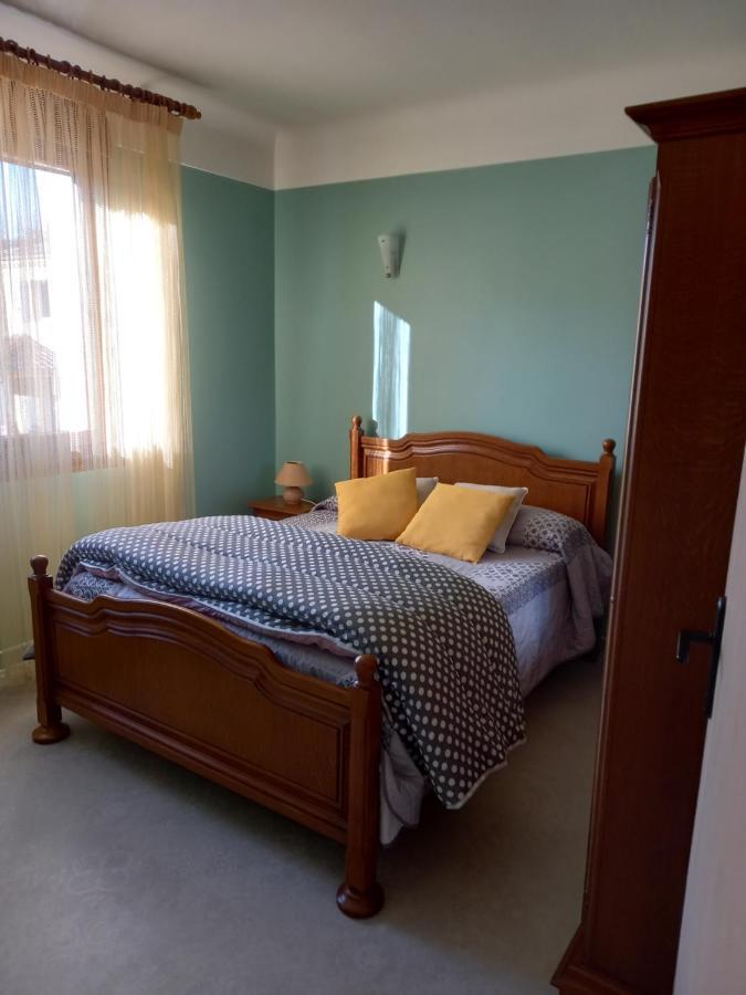 Emile Apartment Meyras